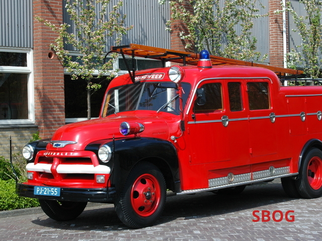 2021-08-16 - Nieuwe achteras voor de Harense Chevrolet